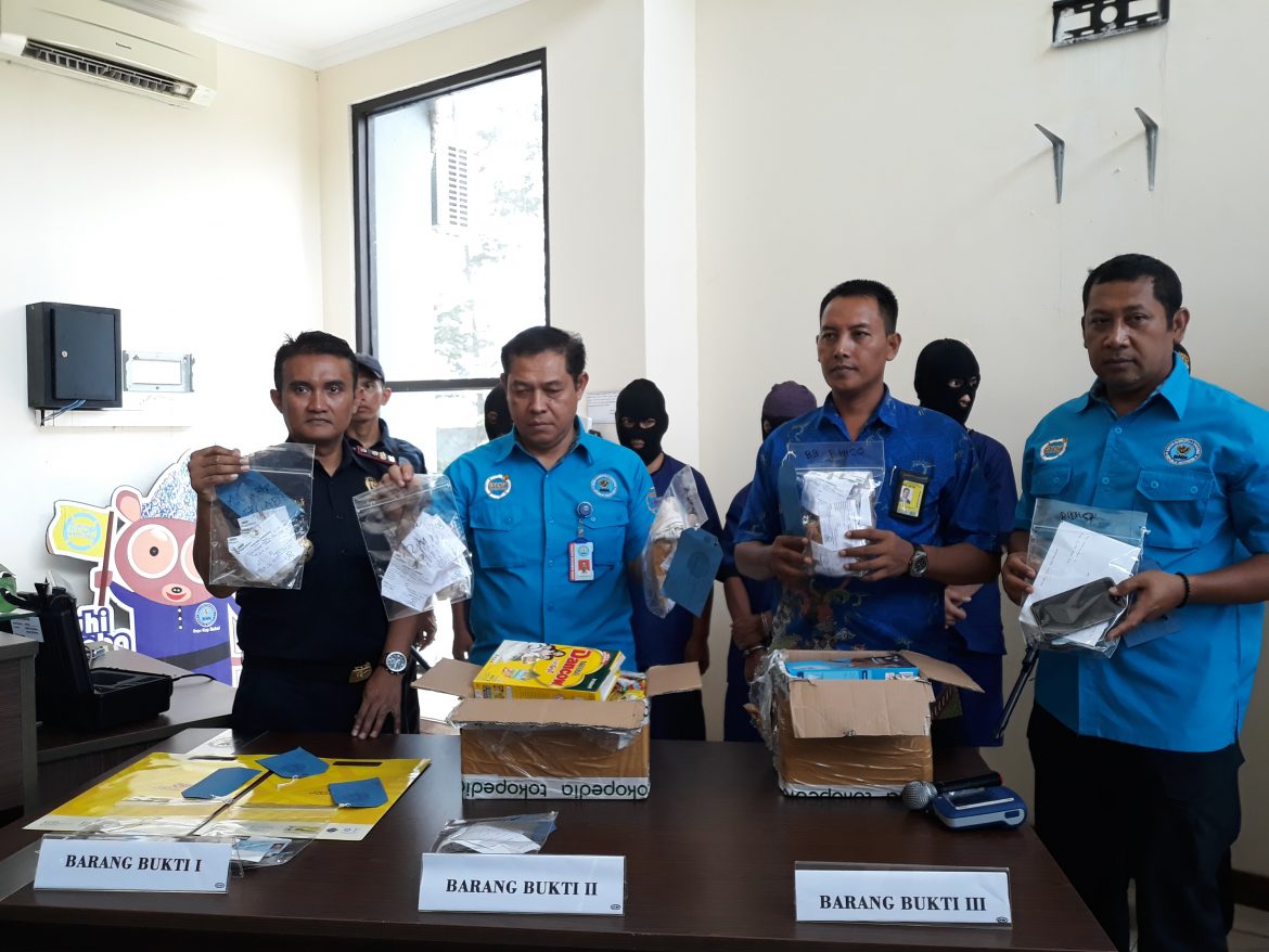 Tangkap Kurir Narkoba, BNNP Babel Sita 1,2 Kg Sabu Senilai 1,2 Miliar