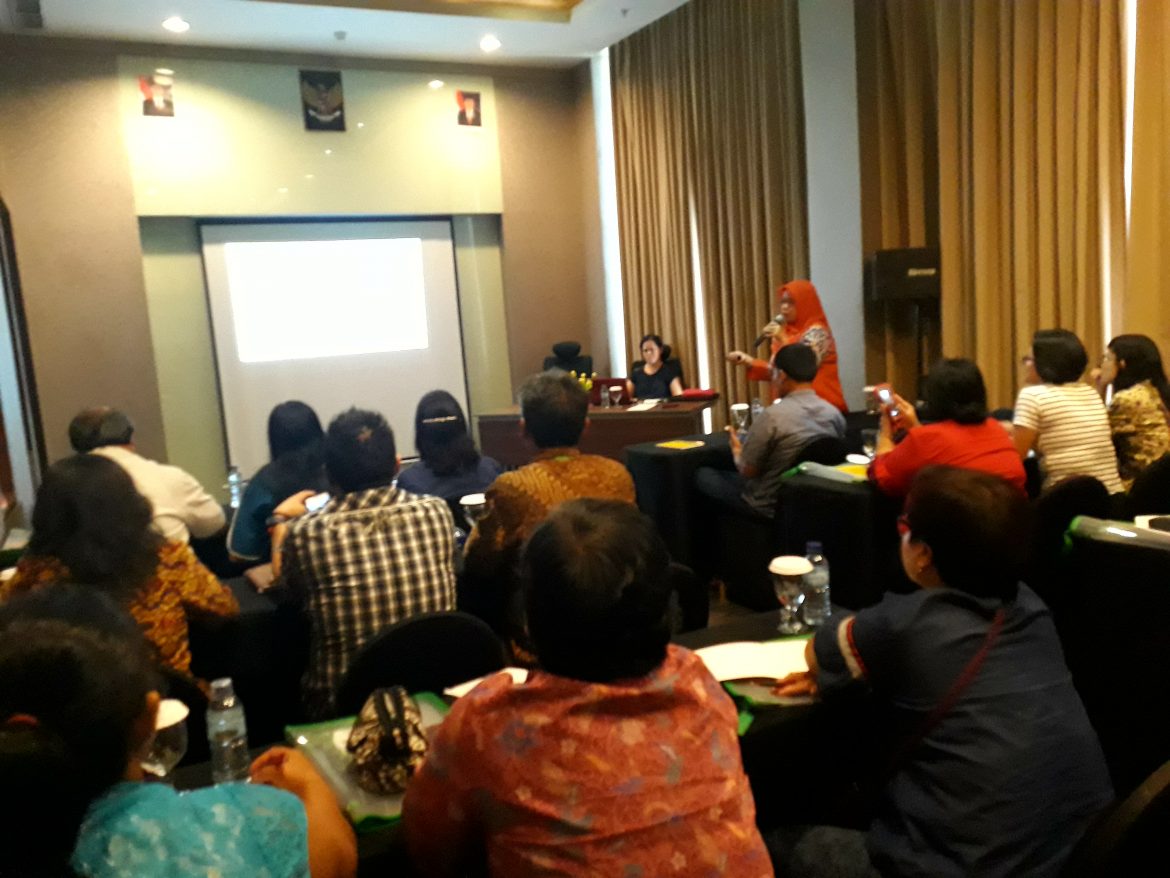 20181115_083158 (1) Apresiasi PERDHAKI Gelar Sosialisasi GERMAS, Dinkes: Ayo Bersama Kita Turunkan Stunting