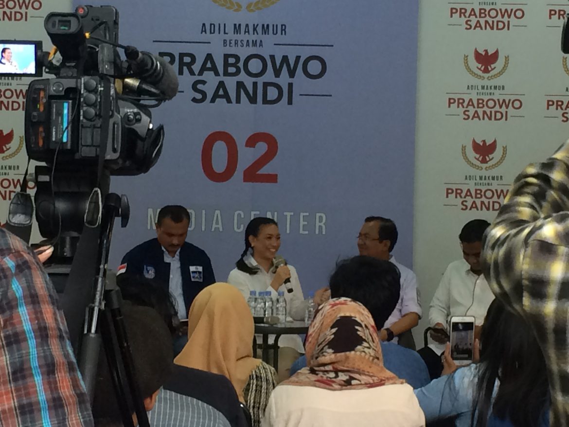 Prabowo-Sandi Tunjukkan Sikap Santun dan Humoris, BPN Yakin Raih Suara Swing Voters