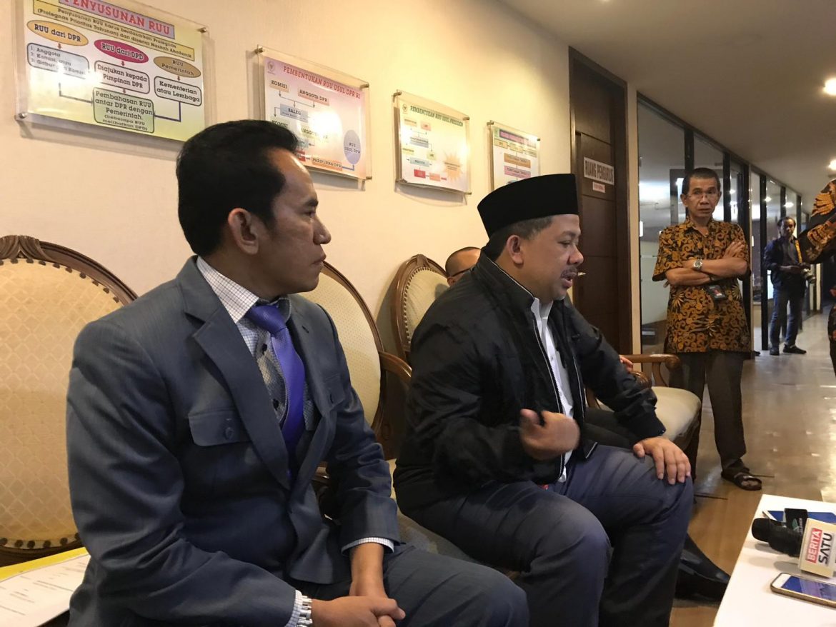 Ngotot Ajukan PK, Kuasa Hukum Fahri: PKS Tak Patuh Hukum