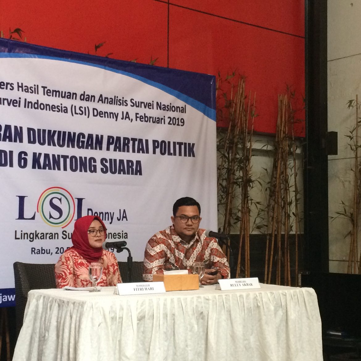 Survei LSI Denny JA; PDIP Kuasai Pileg 2019