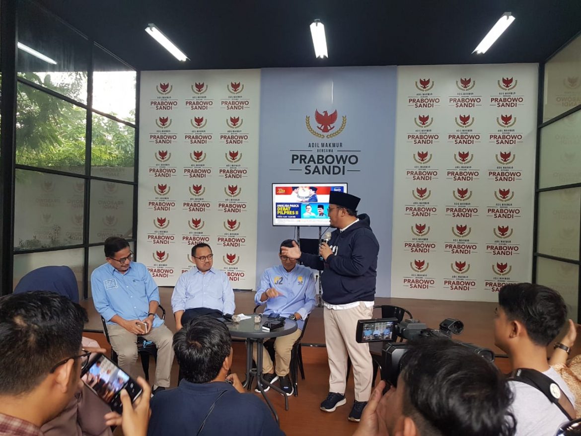 BPN Protes Kubu Jokowi Bawa APK ke Arena Debat