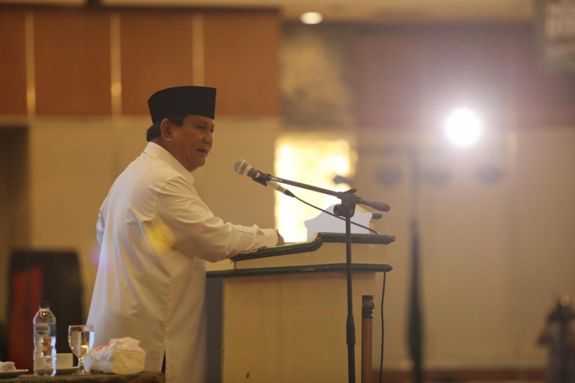 b8d1acb5-902f-4cdc-8722-9c99c9949686 Prabowo: Kemenangan Ini Bukan Buat Prabowo-Sandi, Tapi untuk Rakyat Indonesia
