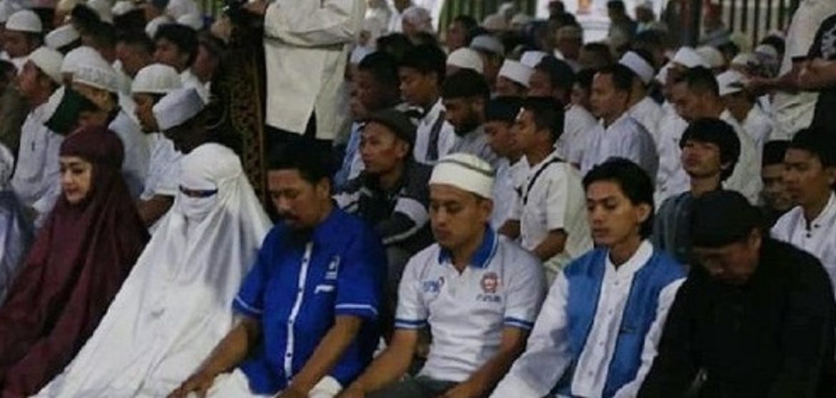 Soal ‘Saf Salat Campur’ di Kampanye Prabowo, BPN: Suasananya Penuh
