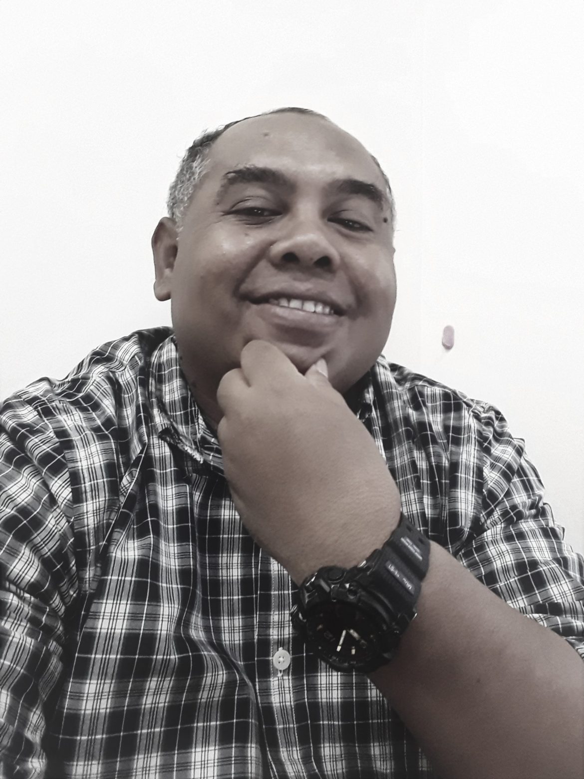 kotak2 stef Membaca Retorika Ustadz Bangun Samudra