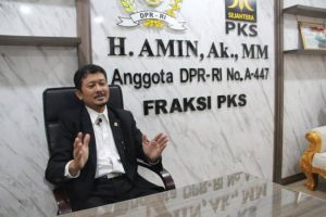 Anggota Komisi VI DPR Fraksi PKS Amin Ak
