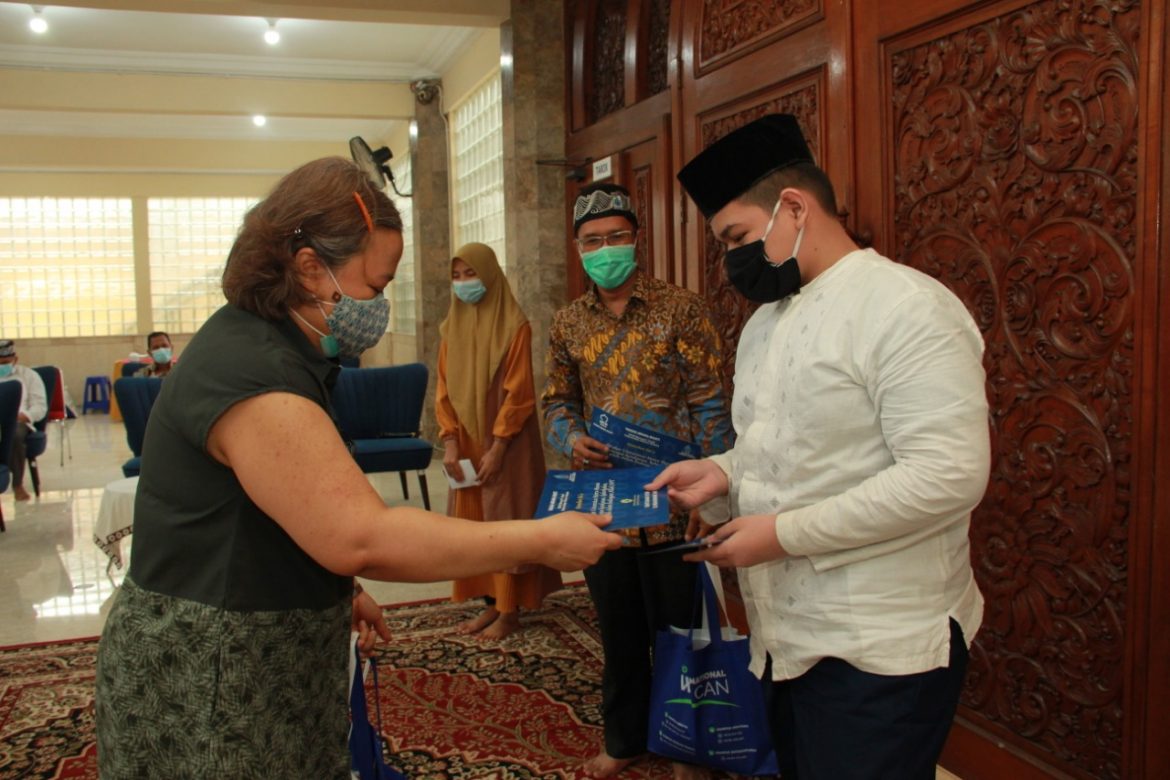 umb ahmad djamil Lebaran Anak Yatim, Universitas Mercu Buana Gelar Santunan