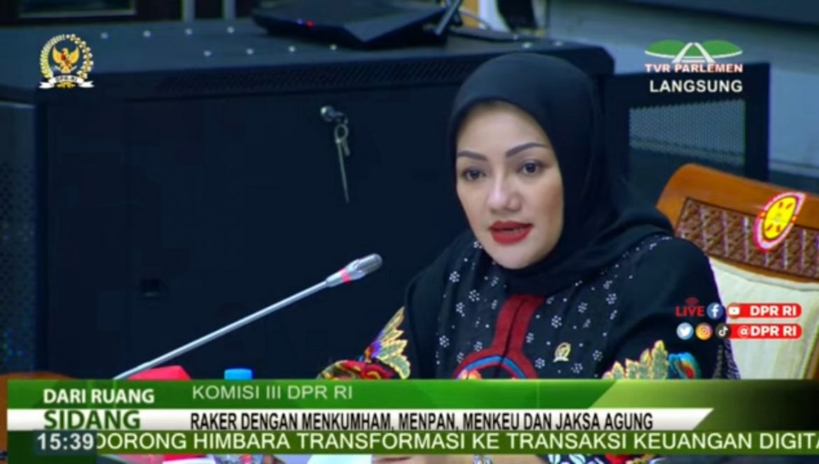 Anggota Komisi III DPR Fraksi Golkar Adde Rosi Khoerunnisa