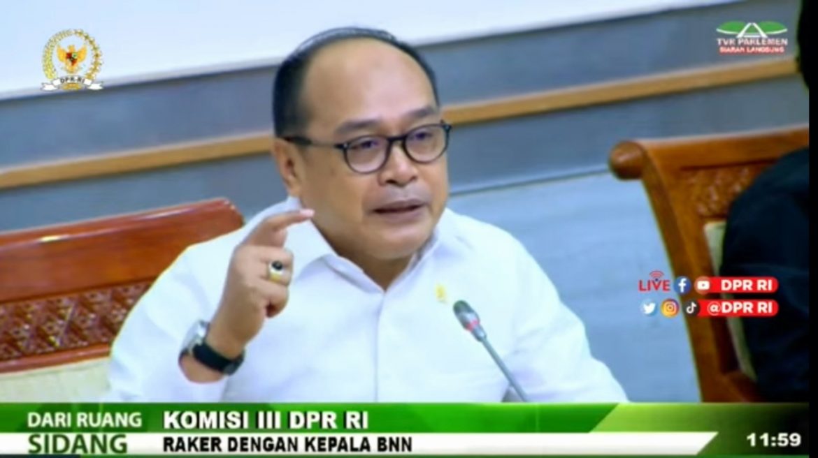 Diperkirakan 18 Ribu Orang Meninggal Akibat Narkoba dalam Setahun, Supriansa: Apakah Perlu Kita Libatkan TNI dalam Pemberantas Narkotika?