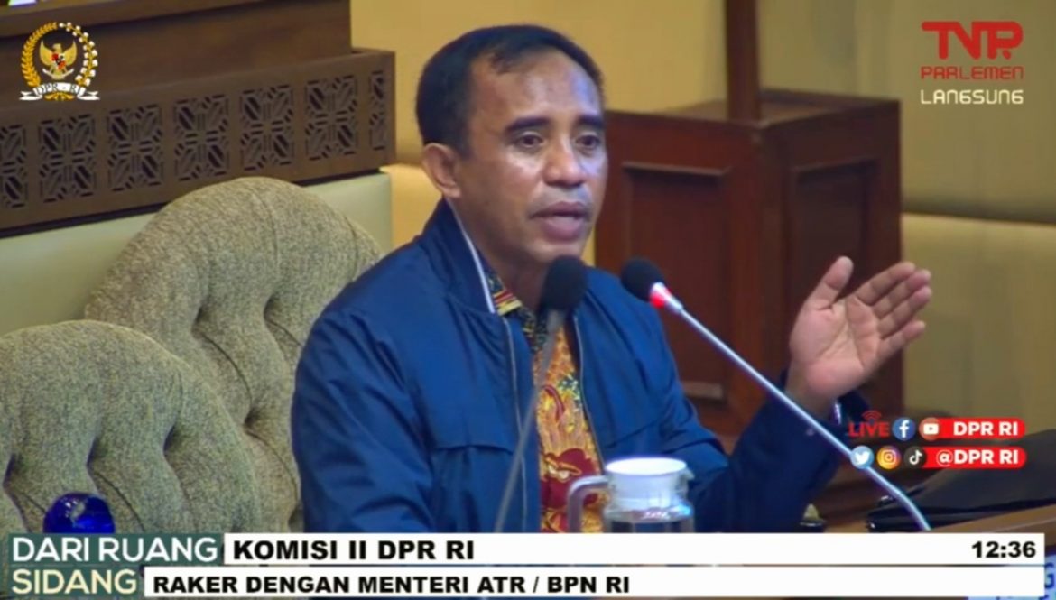 Anggota Komisi II DPR Fraksi Demokrat Anwar Hafid Anggota Komisi II DPR Fraksi Demokrat Anwar Hafid