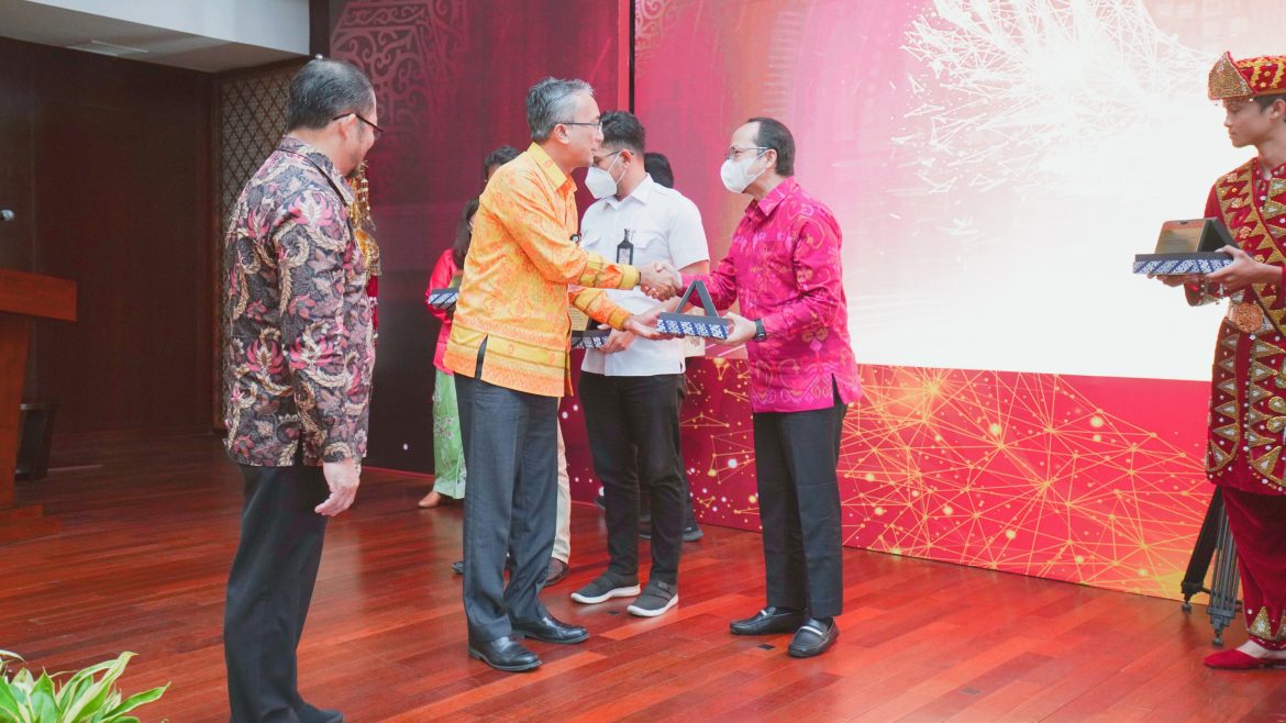 Pemkab Bangka Tengah Raih Dua Penghargaan dari Bank Indonesia