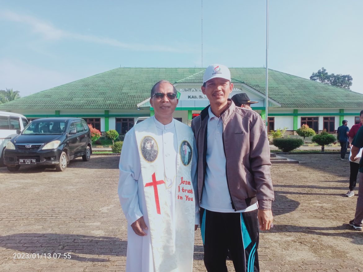 Peringati Hari Amal Bakti, Kemenag Bangka Tengah Gelar Jalan Sehat Kerukunan