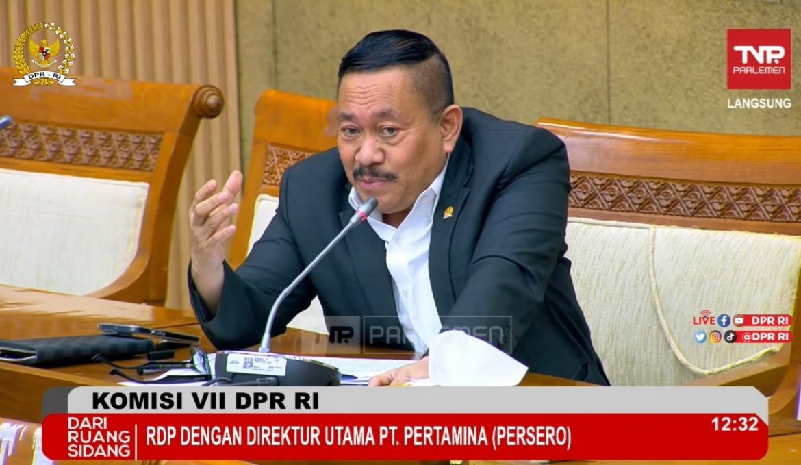 Anggota Komisi VII DPR Fraksi Demokrat Sartono Hutomo Anggota Komisi VII DPR Fraksi Demokrat Sartono Hutomo