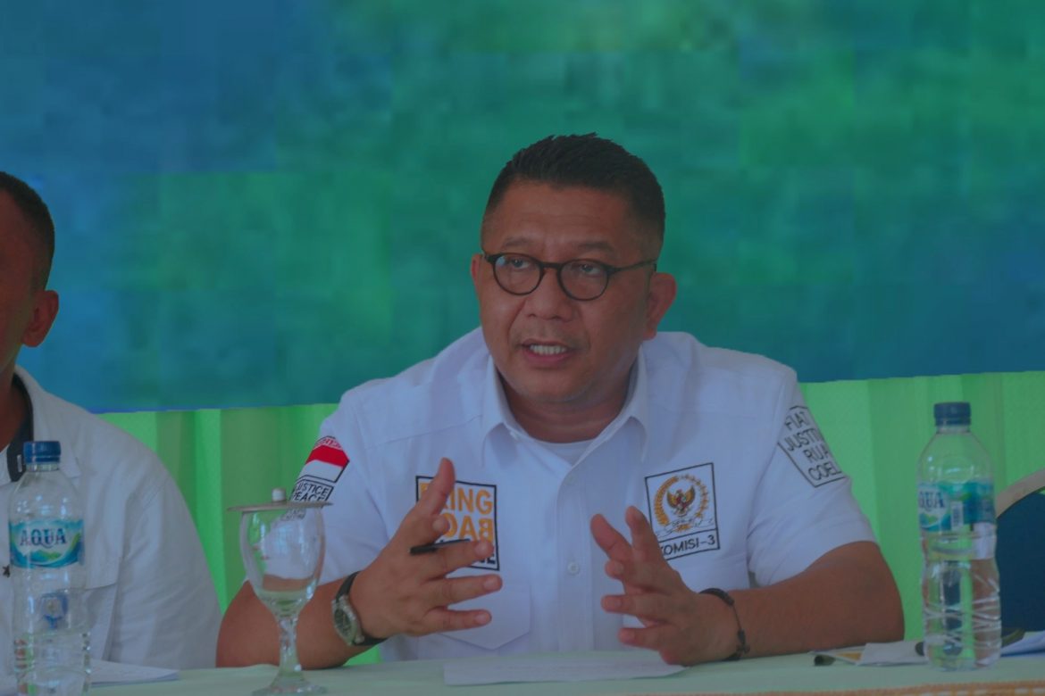 Anggota MPR RI Fraksi PKB, Dipo Nusantara Pua Upa, melaksanakan sosialisasi 4 pilar Kebangsaan di Kabupaten Nagekeo, tepatnya Aula Desa Woewutu, Kec. Nangaoro, Kab. Nagekeo, Nusa Tenggara Timur, Kamis (29/6/2023).