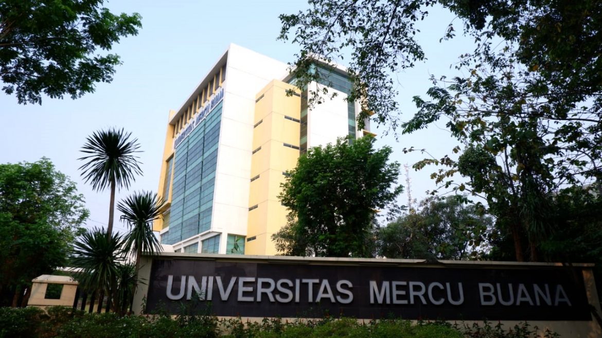 Universitas Mercu Buana Menjadi PTS Terpopuler ke-2 di Facebook dan ke-5 Instagram