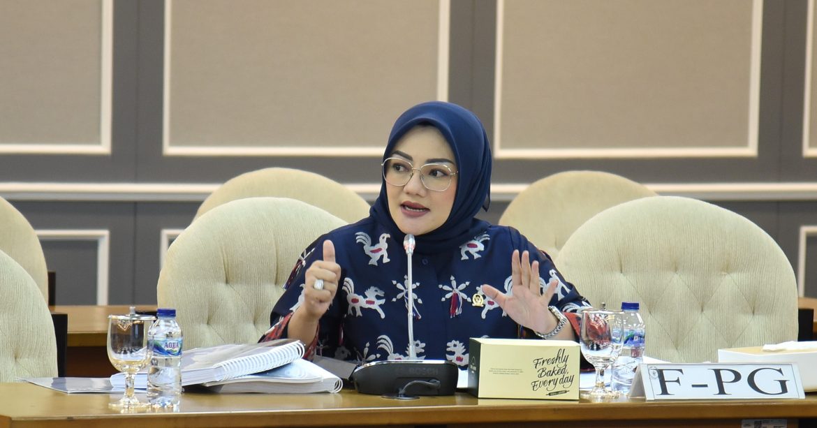 Anggota Komisi X DPR RI Fraksi Golkar Adde Rosi Khoerunnisa. Anggota Komisi X DPR RI Fraksi Golkar Adde Rosi Khoerunnisa.