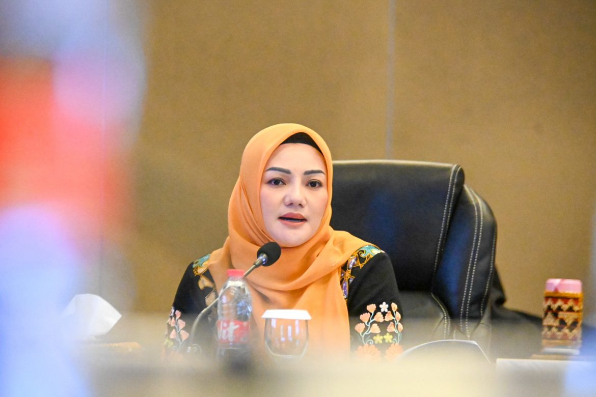 Bendahara Fraksi Golkar MPR RI Adde Rosi Khoerunnisa