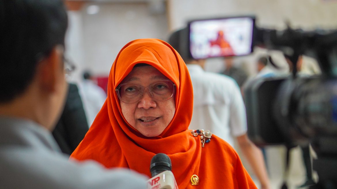Anggota DPR RI Fraksi PKS Anis Byarwati Anggota DPR RI Fraksi PKS Anis Byarwati