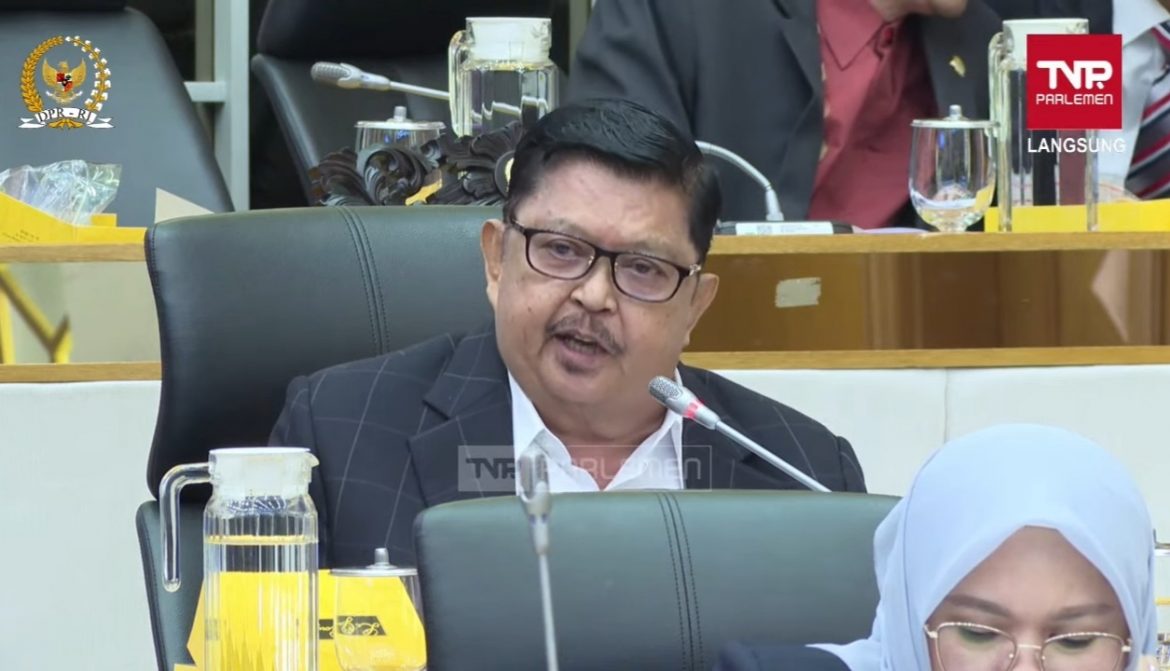 Anggota Komisi IV DPR Fraksi Gerindra Azikin Solthan