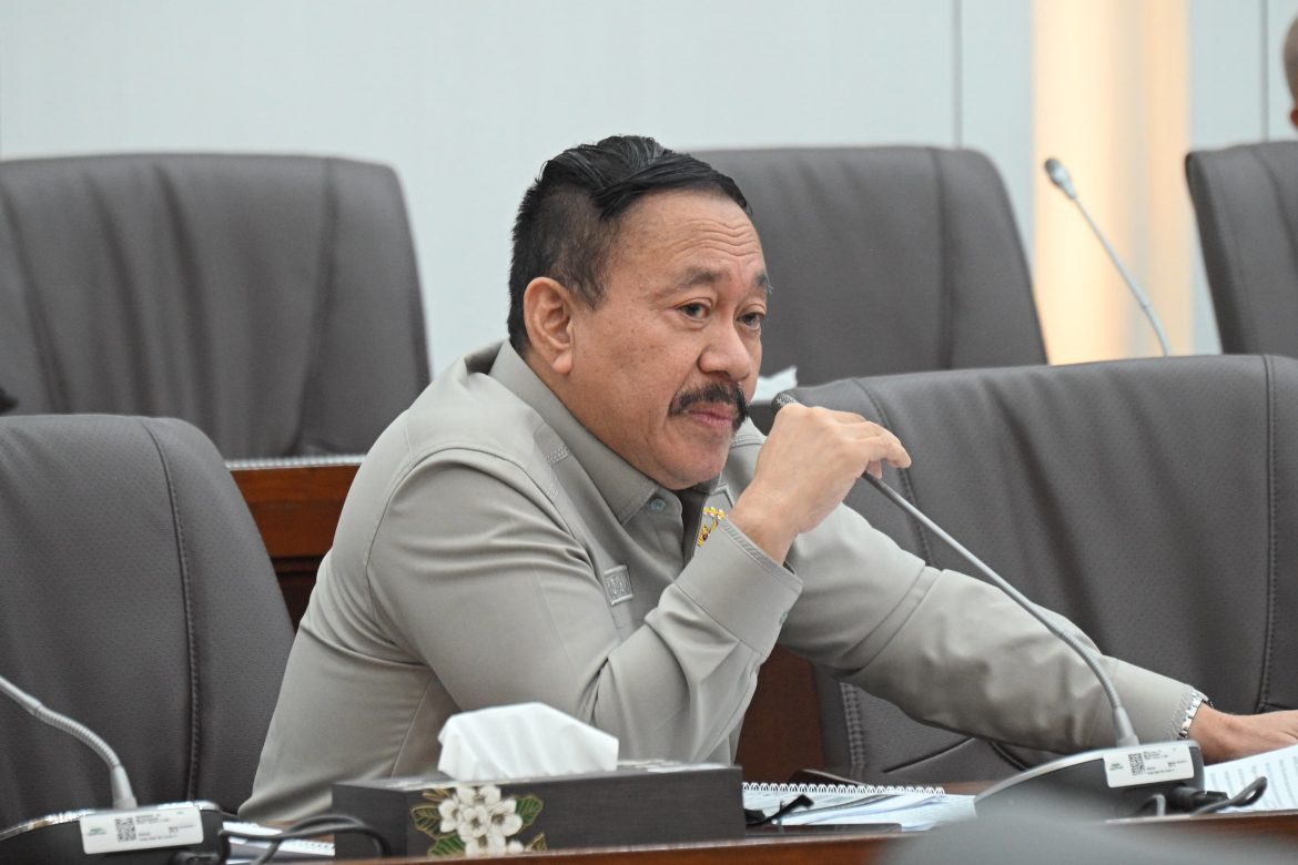 Anggota Komisi VI DPR Fraksi Demokrat Sartono Hutomo Anggota Komisi VI DPR Fraksi Demokrat Sartono Hutomo