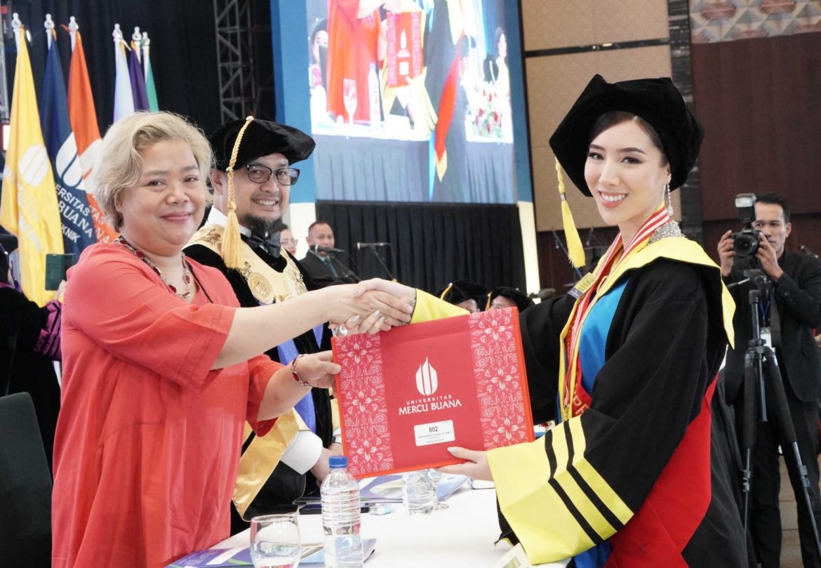 Lulusan UMB Diharapkan Jadi Agen Pembangunan Bangsa, Rektor : Ilmu Harus Diiringi Integritas dan Kepedulian Sosial