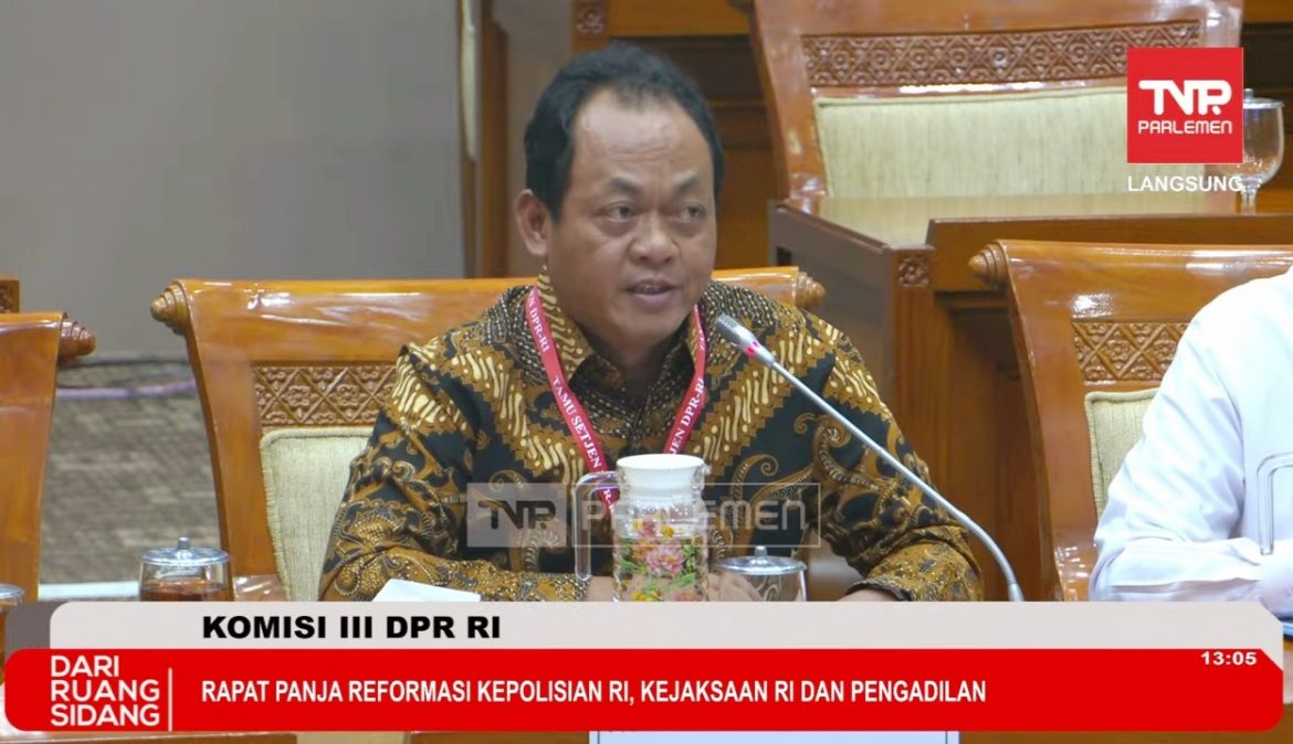 Guru besar ilmu hukum Universitas Al Azhar Indonesia Suparji Ahmad