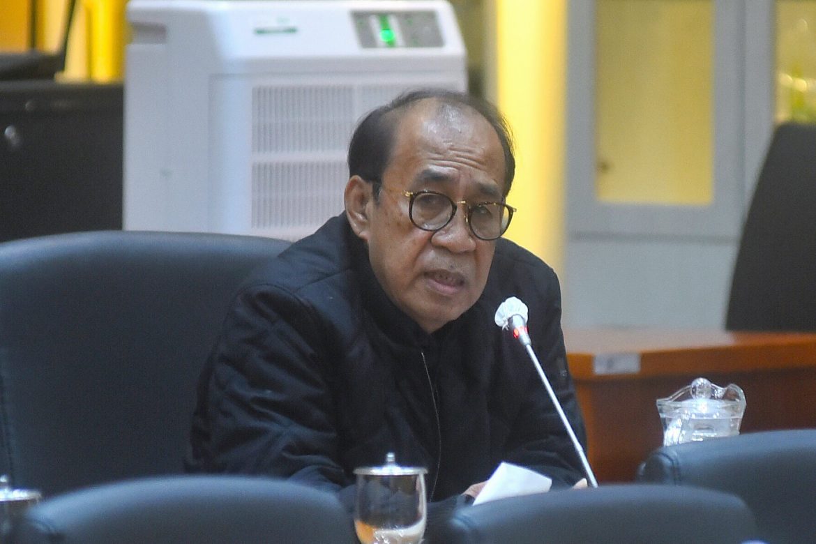 Bahan Baku Plastik Mahal dan Langka, DPR Desak Pemerintah Selamatkan Dunia Usaha dan Pekerja