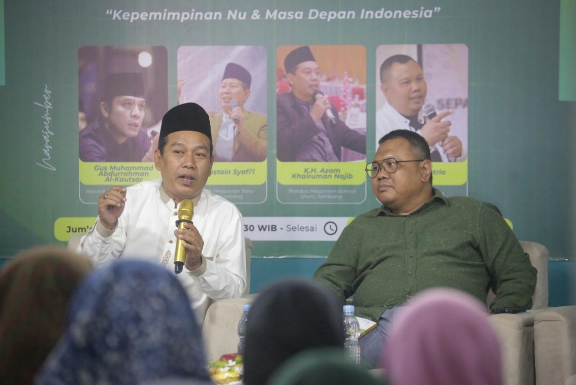 Hensa dalam diskusi buku Gus Muhaimin Iskandar yang digelar Suluh Nahdliyin di Al Maliki 2 Bahrul Ulum, Tambakberas, Jombang, Jumat (28/8/2026).