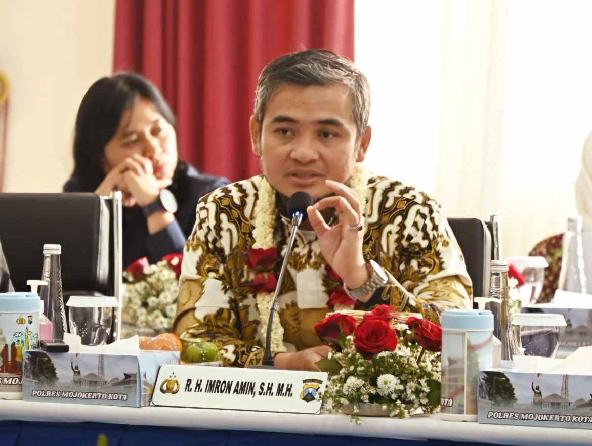 Wakil Ketua MKD DPR RI Imron Amin saat melakukan kunjungan kerja ke Polres Mojokerto Kota, Kamis (3/9/2026).